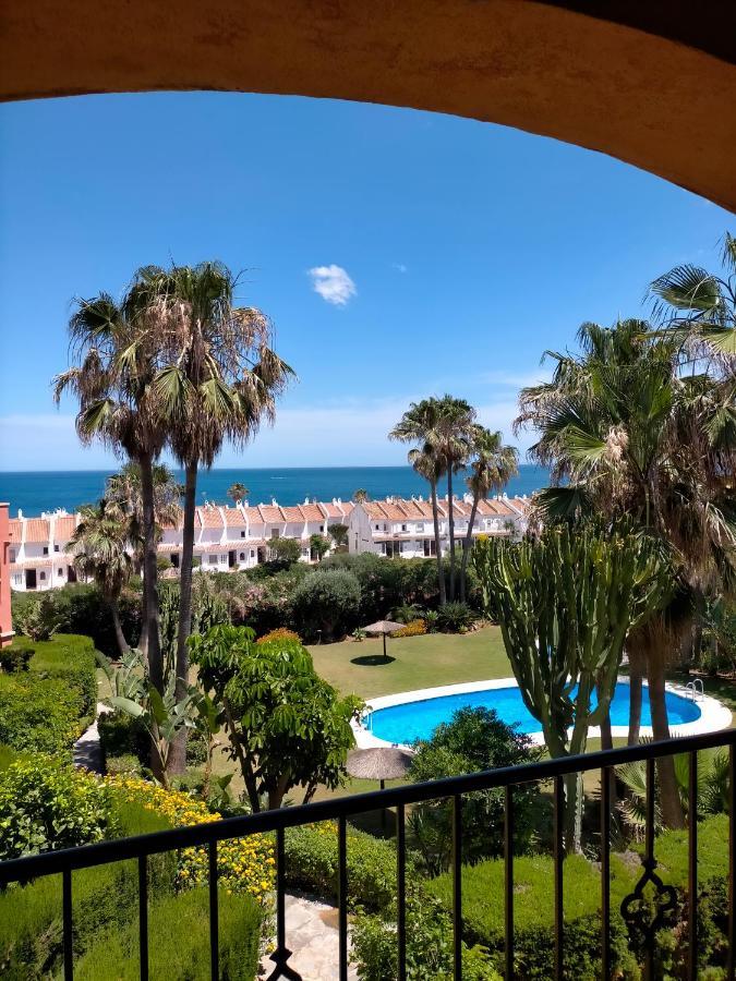 Appartement Met Zeezicht En Vlakbij Het Strand มานิลบา ภายนอก รูปภาพ