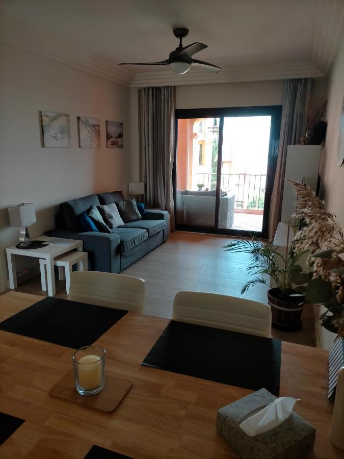 Appartement Met Zeezicht En Vlakbij Het Strand มานิลบา ภายนอก รูปภาพ
