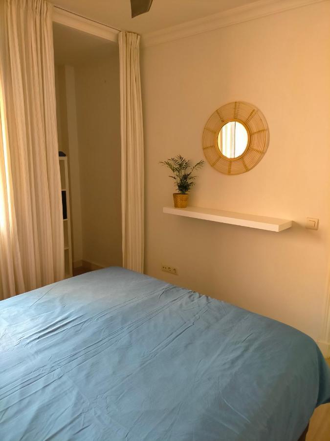 Appartement Met Zeezicht En Vlakbij Het Strand มานิลบา ภายนอก รูปภาพ