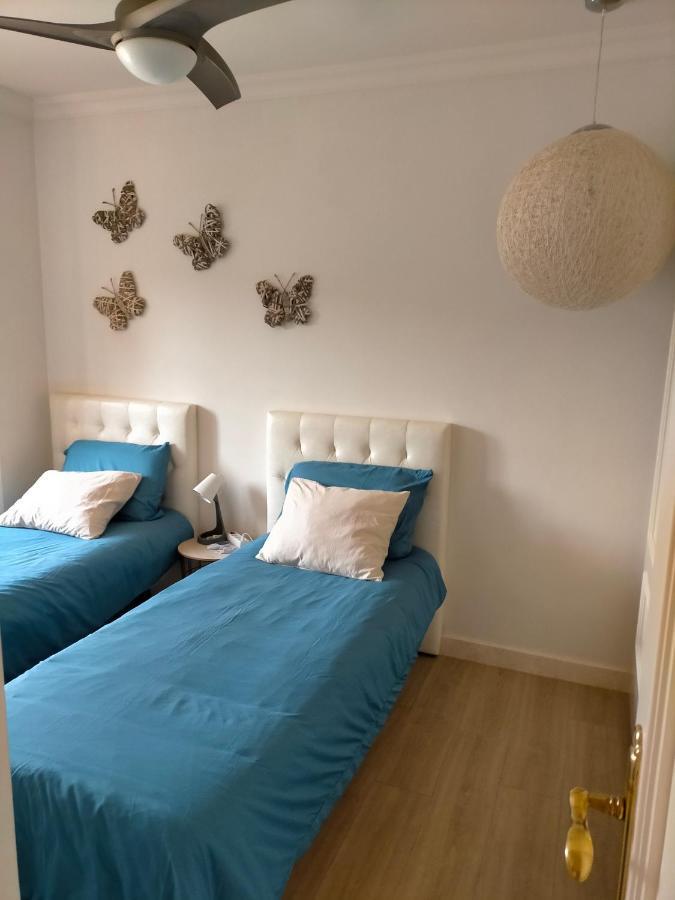 Appartement Met Zeezicht En Vlakbij Het Strand มานิลบา ภายนอก รูปภาพ